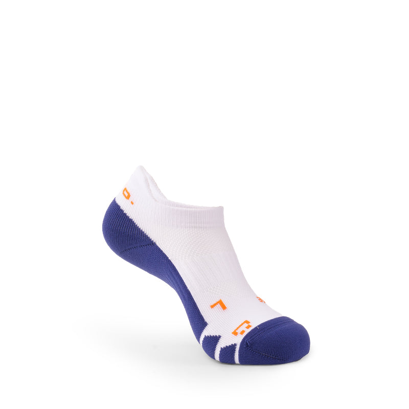 Ankle-Whitesand beach image